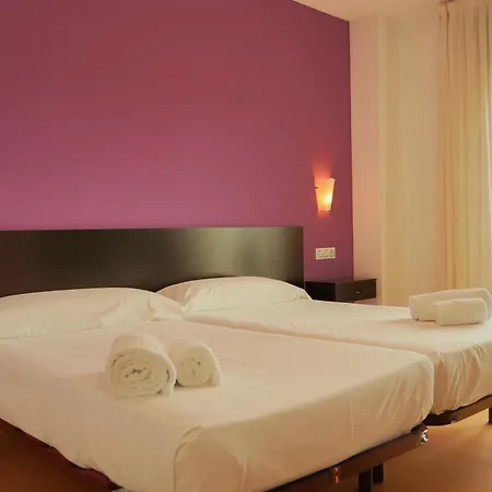 Casa De Viaxeiros By Pandora Gæstehus Ourense