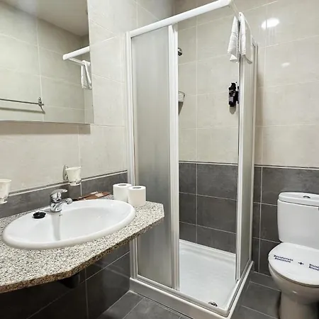 Casa De Viaxeiros By Pandora 3* Ourense