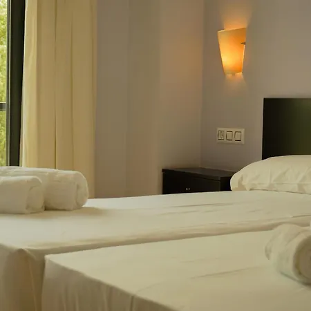 Casa De Viaxeiros By Pandora Pensión 3*